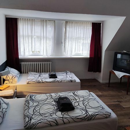 Pension Zum Burggrafen Делменхорст Екстериор снимка